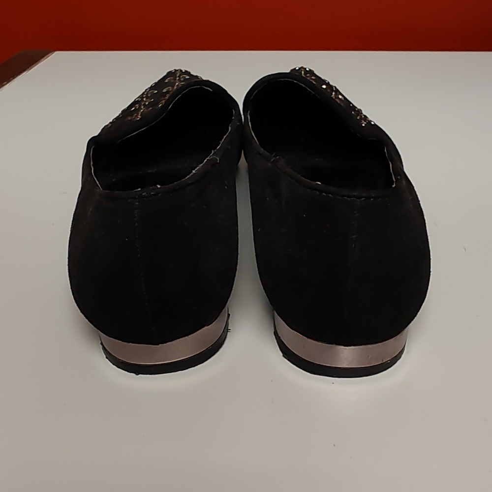 Ladies size 9 Flat Shoes